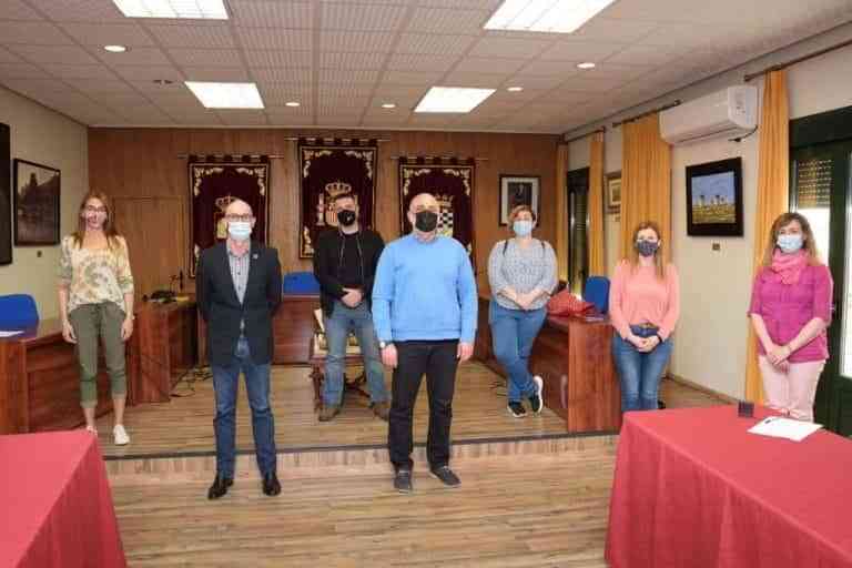 Las AMPA y el Ayuntamiento renuevan los convenios de colaboración