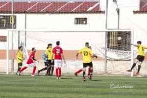 Calatrava y At. Puertollano empatan un derbi con todos sus ingredientes