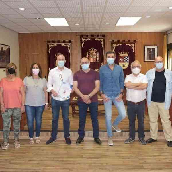 El Ayuntamiento y los centros educativos de Argamasilla de Alba firman el ‘Protocolo contra el acoso escolar, sexual y por razón de sexo’