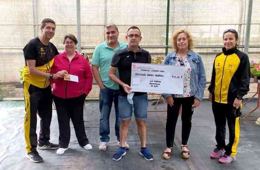 El Club de Atletismo entrega 740 euros recogidos en la II Carrera Virtual Solidaria de Argamasilla de Alba