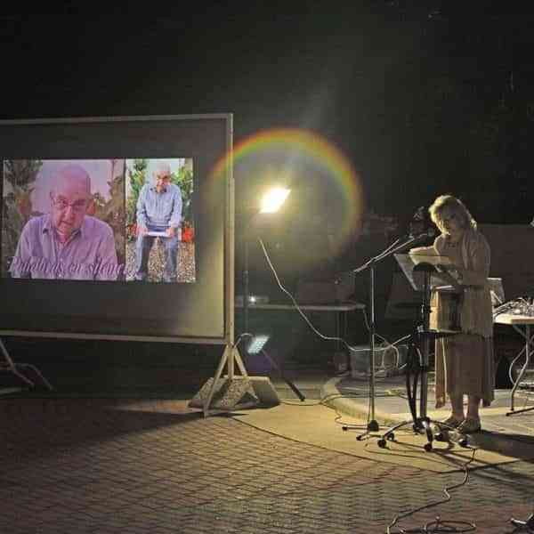 Familia, poetas y amigos rindieron un emotivo homenaje al poeta rabanero Manuel Muñoz Moreno con ‘Palabras en silencio’ en su pueblo natal