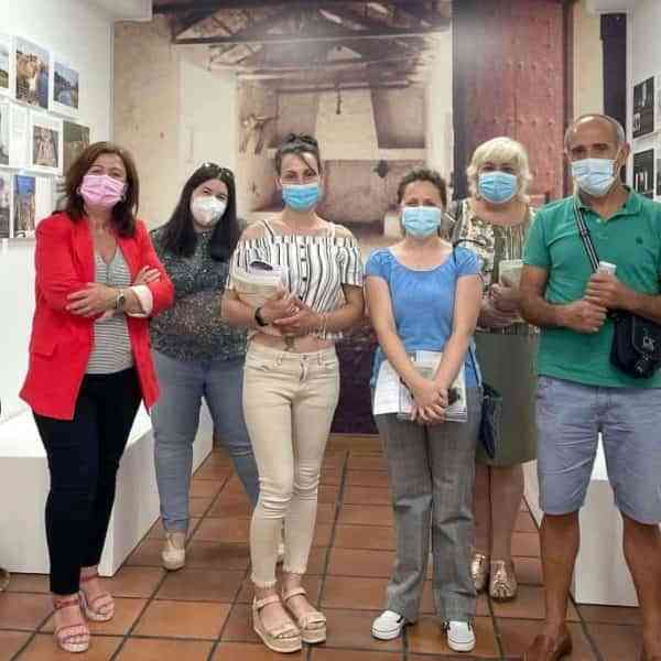 La concejala Noelia Serrano se reúne con los gerentes de los alojamientos rurales de Argamasilla de Alba