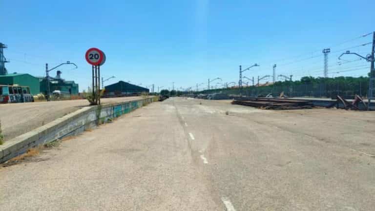 ADIF ha retirado las 9.300 traviesas que tenía acumuladas en Miguelturra