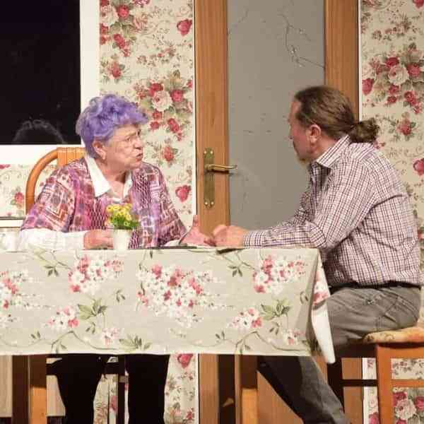 ‘Conversaciones con mamá’ se presenta en la segunda jornada del XV Certamen de Teatro Aficionado “Viaje al Parnaso”