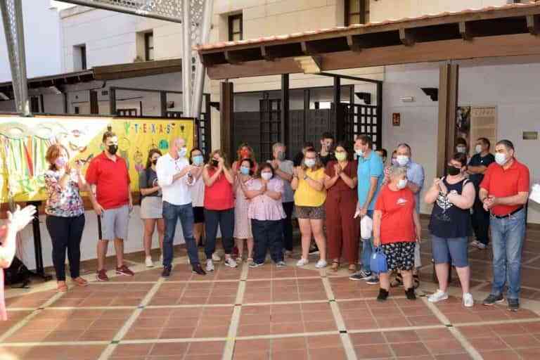 Hasta el 2 de septiembre puede visitarse en la Casa de Medrano la exposición ‘Vuelta al Mundo con Brazos Abiertos’