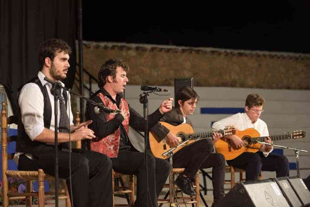 festival flamenco argamasilla de alba - Israel Fernández despliega todo el poderío de su voz en el Festival Flamenco “Cueva de Medrano” de Argamasilla de Alba