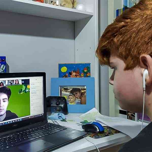 La juventud de Argamasilla de Calatrava también se moja frente al cambio climático en el Consejo regional de UNICEF