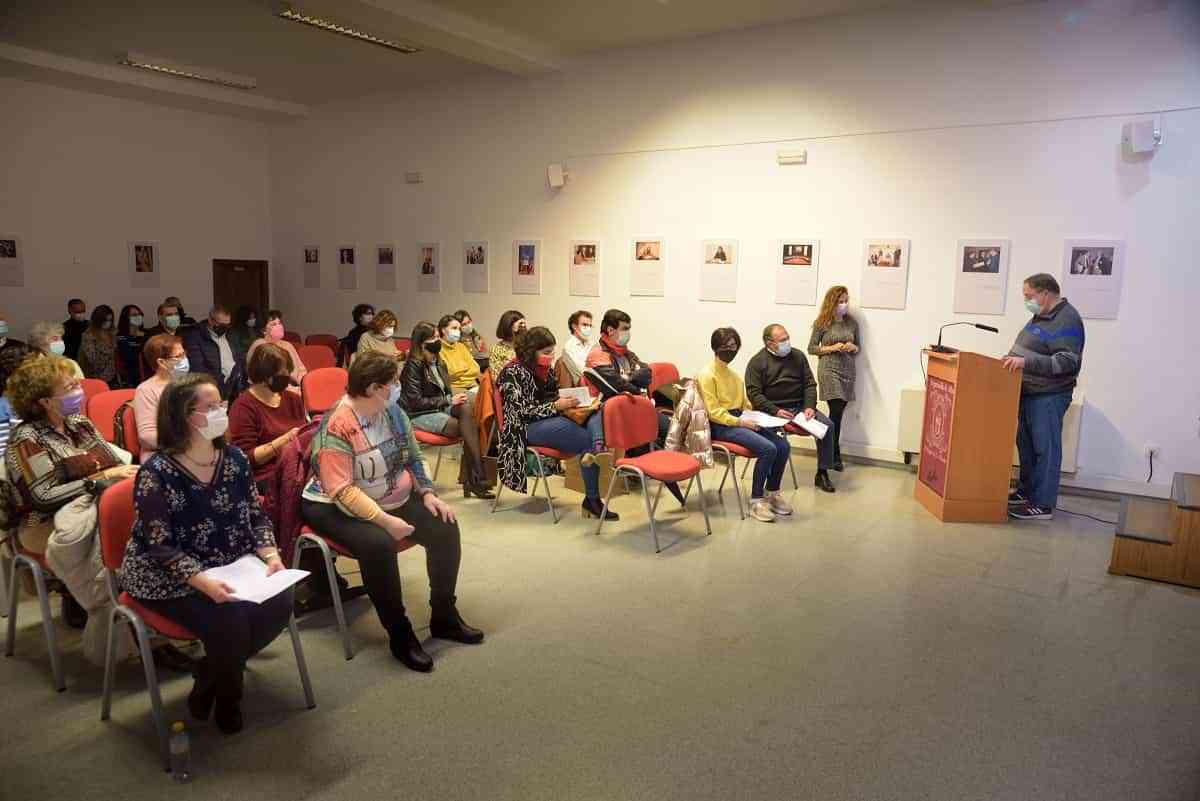 Isabel del Rey presenta en Argamasilla de Alba ‘Vuelos de Navidad con Alas de Papel’ 1 Vuelos de Navidad con Alas de Papel - Isabel del Rey presenta en Argamasilla de Alba ‘Vuelos de Navidad con Alas de Papel’