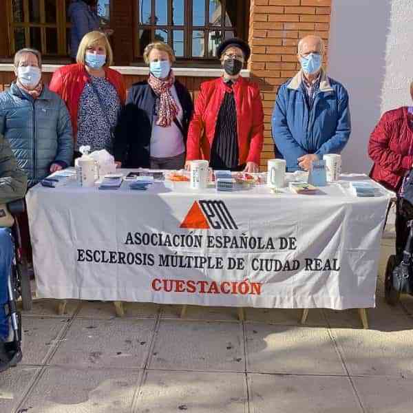 Jornada de cuestación para financiar investigación de esclerosis múltiple en Argamasilla de Calatrava