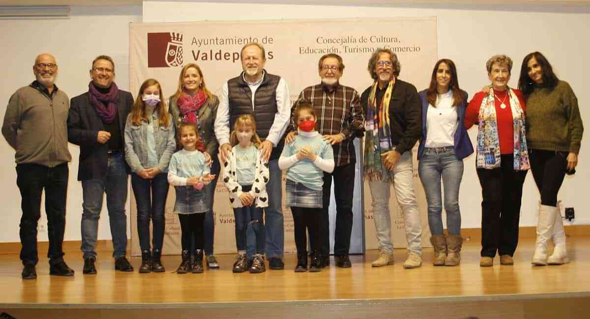 Música y poemas contra la violencia machista en Valdepeñas con el XI Encuentro Orertania de poetas ‘Palabras en silencio’ de La Solana 1 poetas e1637980185837 - Música y poemas contra la violencia machista en Valdepeñas con el XI Encuentro Orertania de poetas ‘Palabras en silencio’ de La Solana