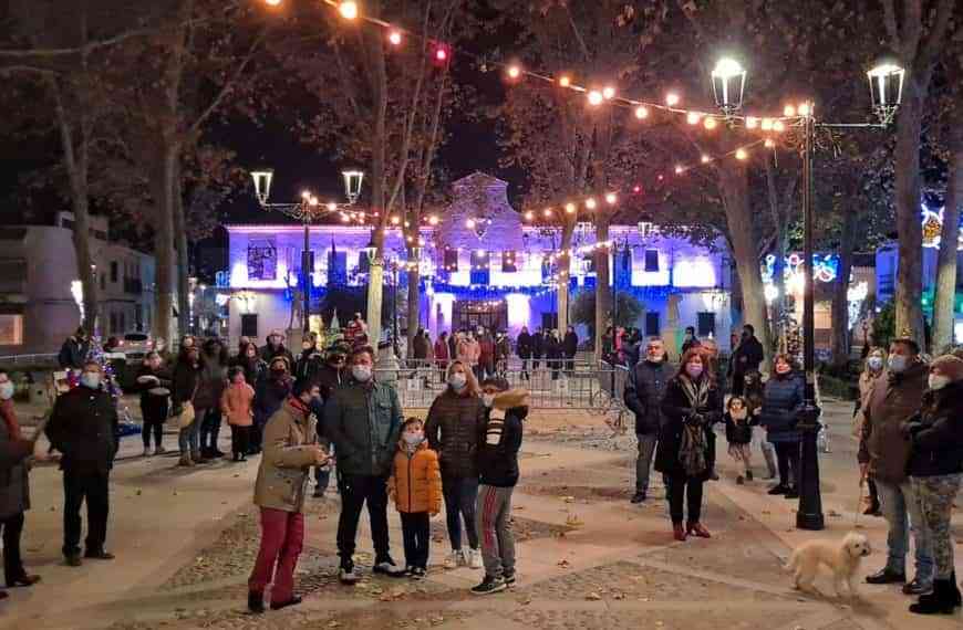 Quedó inaugurado el Paseo Navideño 2021-22
