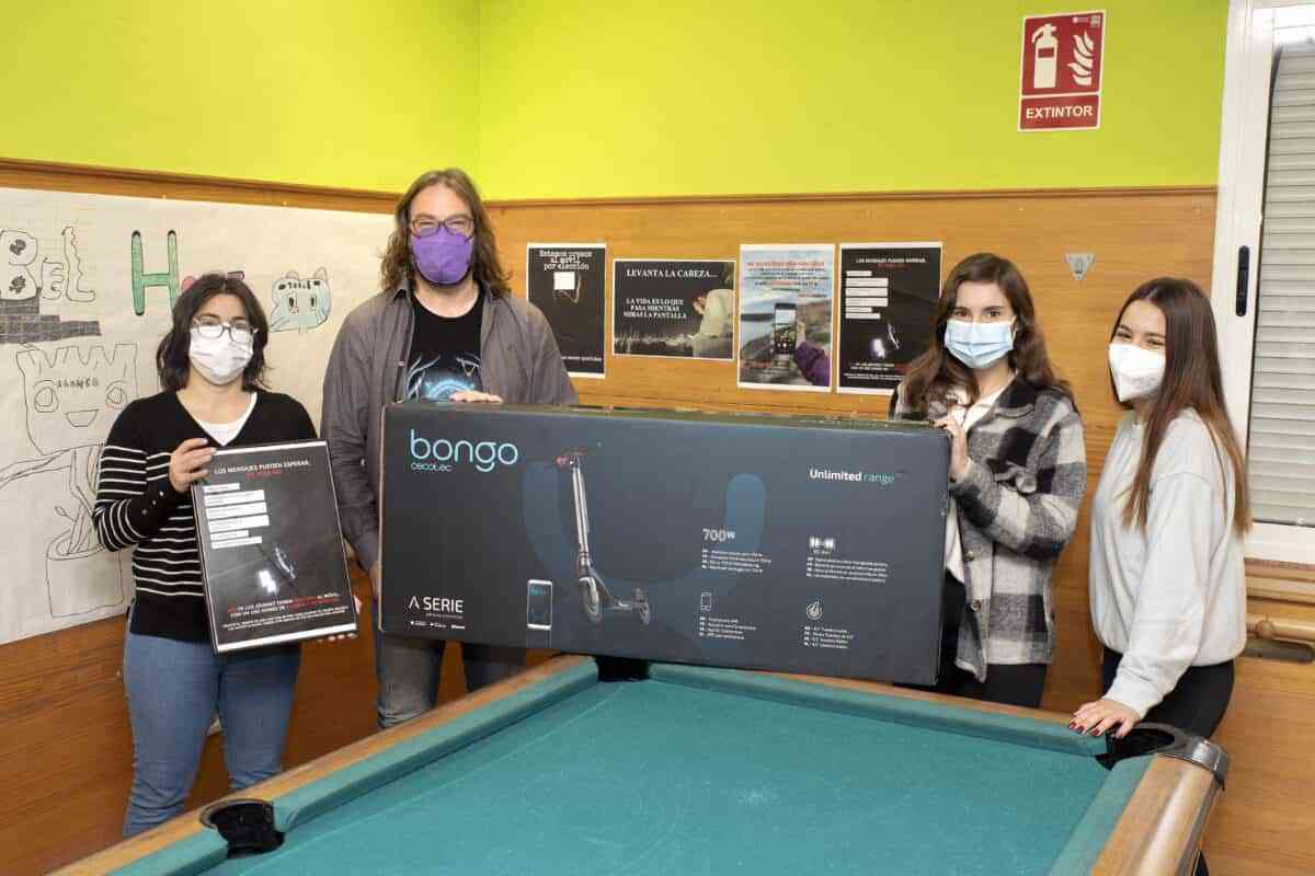 Rebeca Manzano ganó el patinete eléctrico del concurso Cartel+Eslogan 1 patinete electrico 2 e1640982899449 - Rebeca Manzano ganó el patinete eléctrico del concurso Cartel+Eslogan