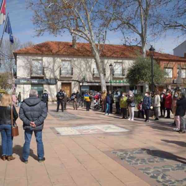 Argamasilla de Alba se concentra en solidaridad y apoyo al pueblo ucraniano