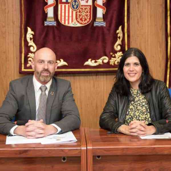 El Ayuntamiento de Argamasilla de Alba y Aldaba asumen la cooperación para la conservación y desarrollo de la cultura literaria local