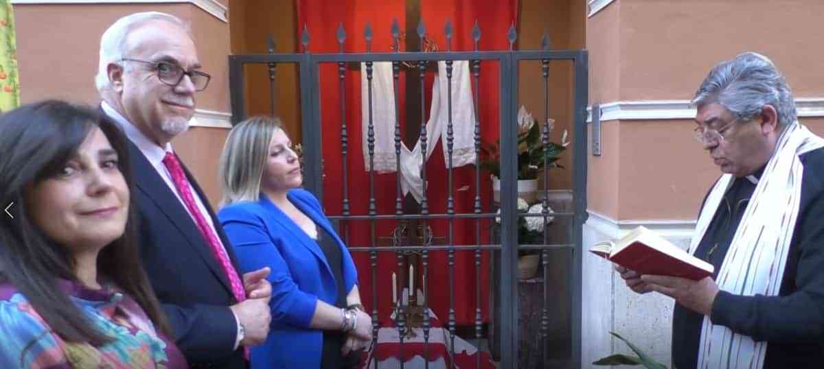 Continúa la ronda de mayos a la cruces instaladas en distintos puntos de Manzanares 1 cruces de mayo en manzanares - Continúa la ronda de mayos a la cruces instaladas en distintos puntos de Manzanares