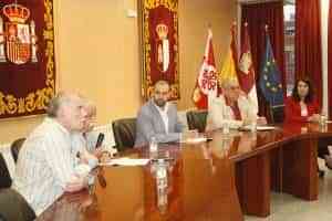 La ‘I Charla-Coloquio El trenillo de la Calzá’, celebrada en Argamasilla de Calatrava, puso en valor el pasado, presente y futuro del histórico recorrido ferroviario