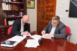 La AECT y el Ayuntamiento de Argamasilla de Alba ratifican un convenio de colaboración