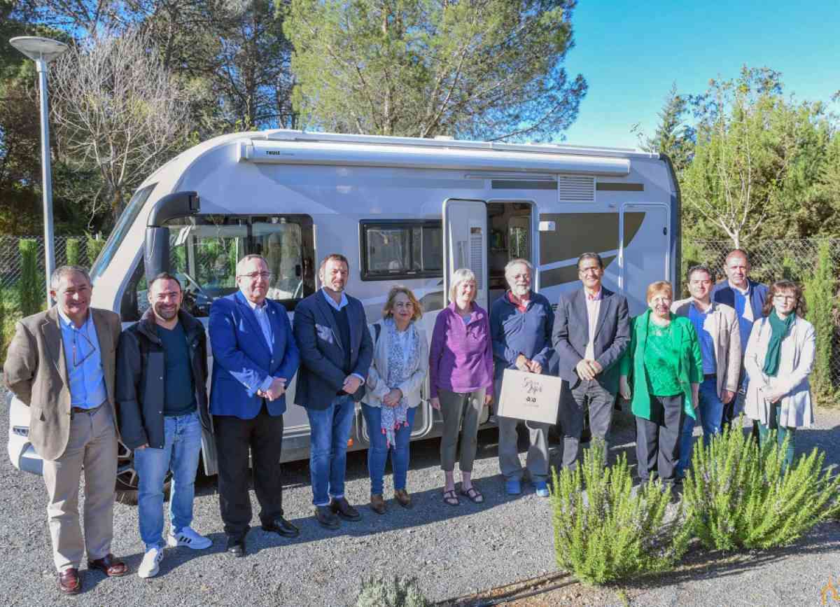 La red de autocaravanas registro el usuario número 10.000: una pareja de británicos que visita España por segunda ocasión 1 red de autocaravanas almaden - La red de autocaravanas registro el usuario número 10.000: una pareja de británicos que visita España por segunda ocasión