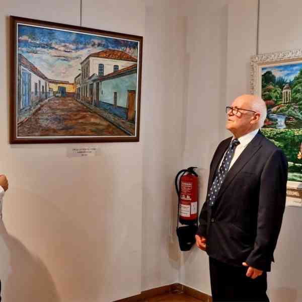 Félix Serrano sorprende con su exposición en Argamasilla de Alba