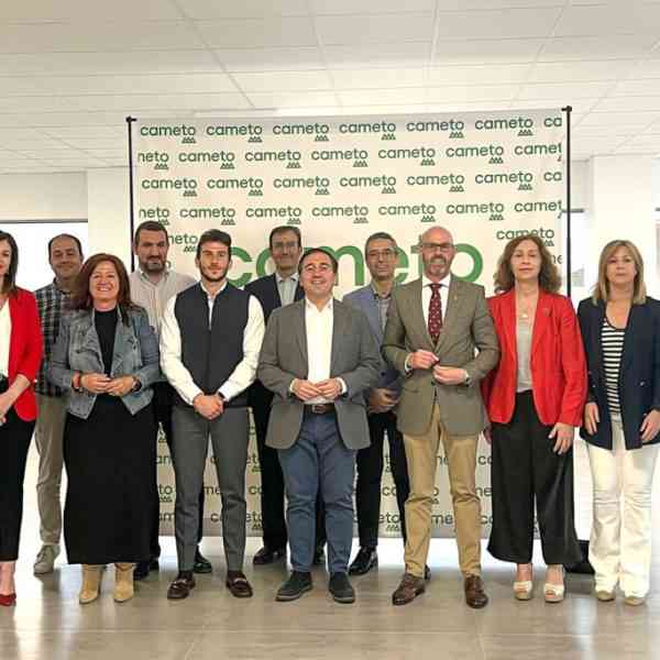 El ministro de Asuntos Exteriores visitó la empresa CAMETO en Argamasilla de Alba