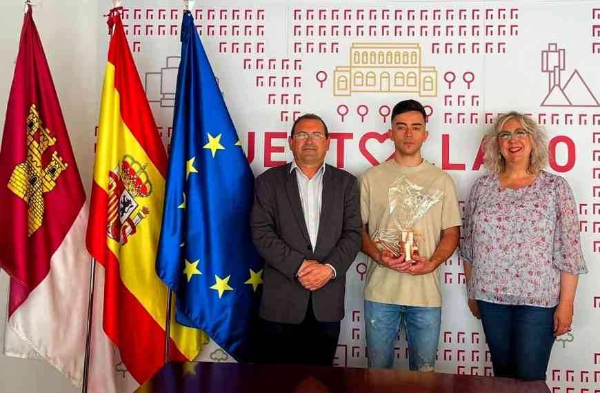 Puertollano reconoce heroísmo de Samuel Sánchez Palomo quien salvó la vida a una mujer durante la pasada Feria de Mayo