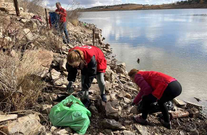 En el entorno de la Laguna de la Pilarica y Riscal en Puertollano realizarán recogida de basuraleza este sábado