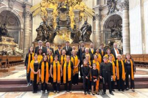 La Coral ‘Villa del Alba’ deslumbra con una actuación histórica en la Basílica de San Pedro del Vaticano