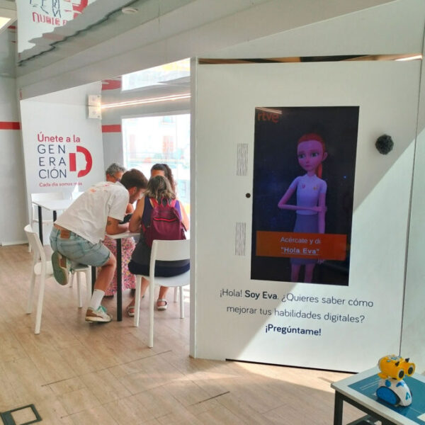 La campaña ‘Únete a la Generación D’ llega a Argamasilla de Alba para ayudar a la ciudadanía a mejorar sus habilidades digitales
