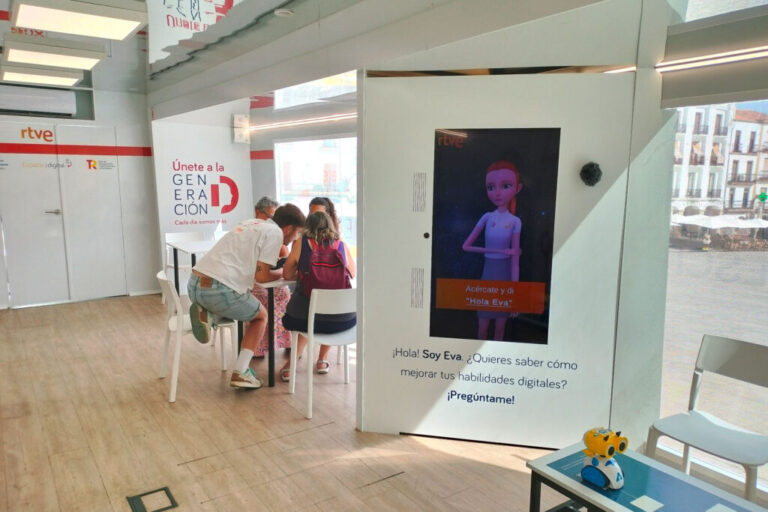 La campaña ‘Únete a la Generación D’ llega a Argamasilla de Alba para ayudar a la ciudadanía a mejorar sus habilidades digitales