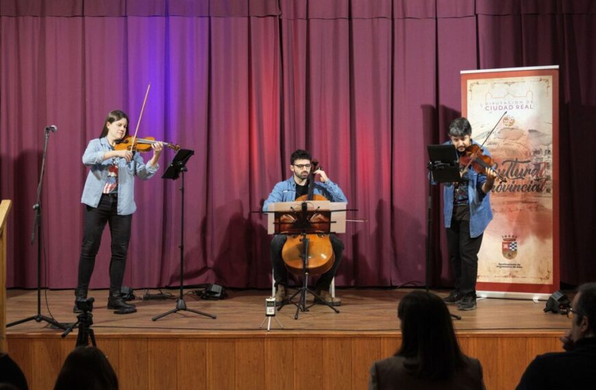 Noche de éxitos del pop y rock en Argamasilla de Alba con Musicordae