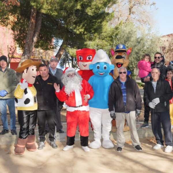 Papá Noel y sus amigos televisivos visitan Argamasilla de Alba