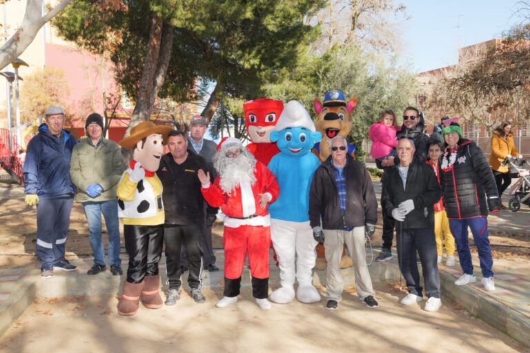 Papá Noel y sus amigos televisivos visitan Argamasilla de Alba