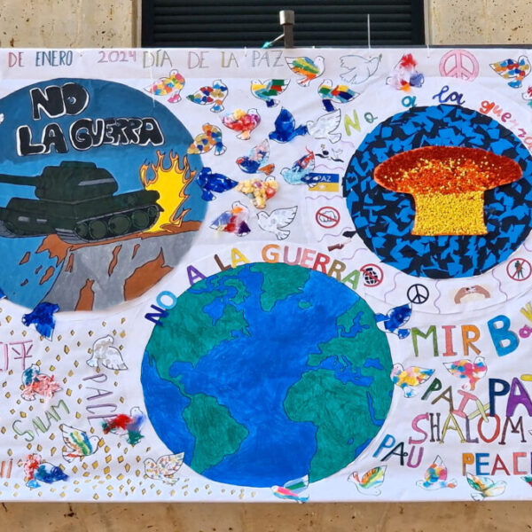 Los escolares de Argamasilla de Alba reivindican el derecho a una infancia en paz