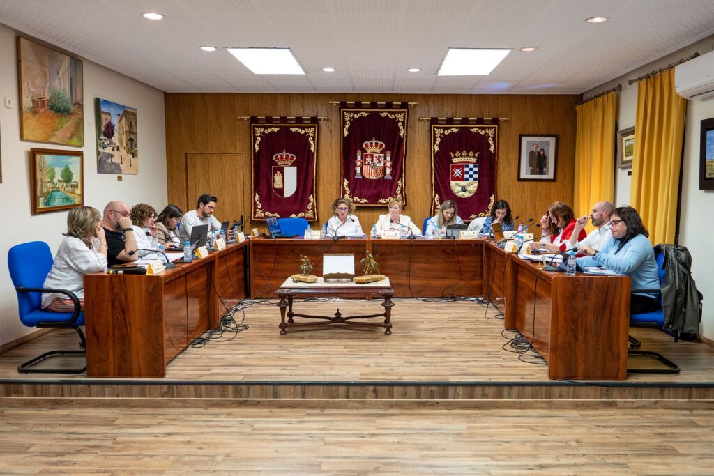 20240406 Pleno Extraordinario 002 AdeAlba - Argamasilla de Alba logra superávit en 2023 a pesar “de la complicada situación económica”