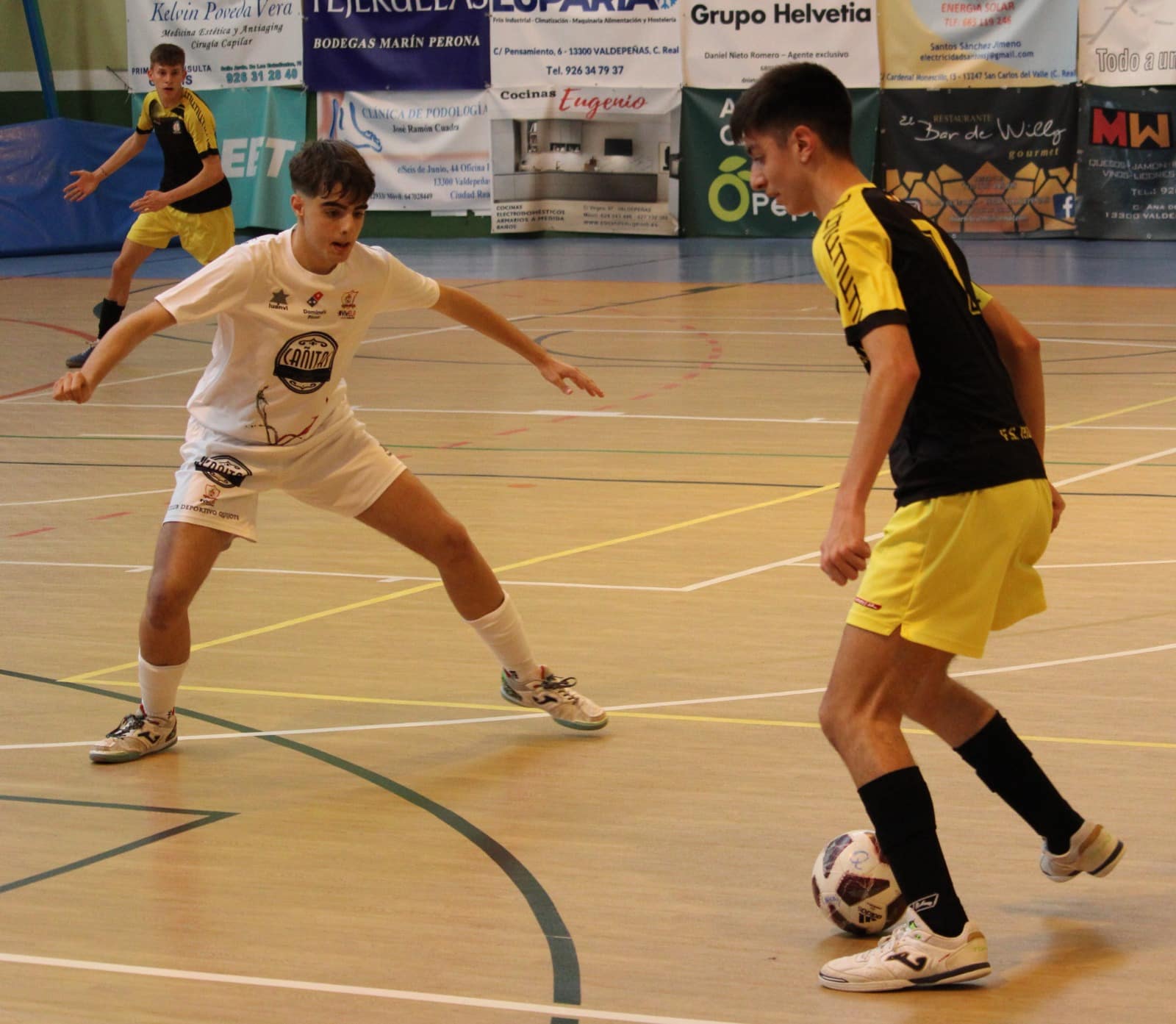 VICTORIA DE DOMINOS PIZZA VIVELA QUIJOTE - Victoria de Domino’s Pizza Vivela Quijote ante el líder en La Molineta