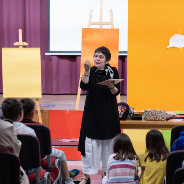 La Biblioteca Municipal Cervantes de Argamasilla de Alba organiza un encuentro con la reconocida ilustradora Violeta Monreal