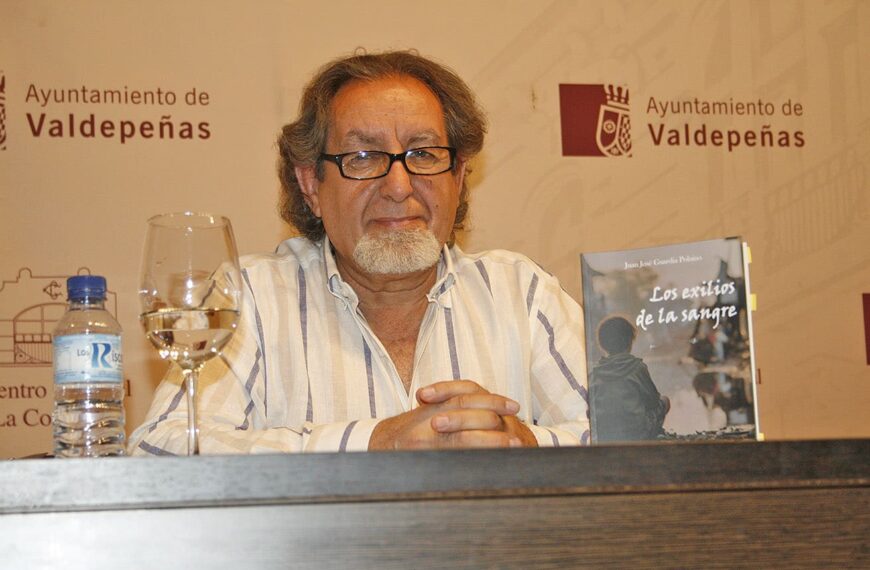 Juan José Guardia Polaino, firma el 24 de mayo, en la I Feria del Libro de Argamasilla de Calatrava, “Los exilios de la sangre”