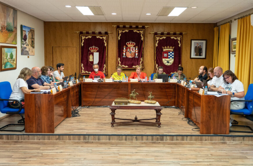 Aprobada la ampliación del convenio con Brazos Abiertos para el transporte de personas con movilidad reducida