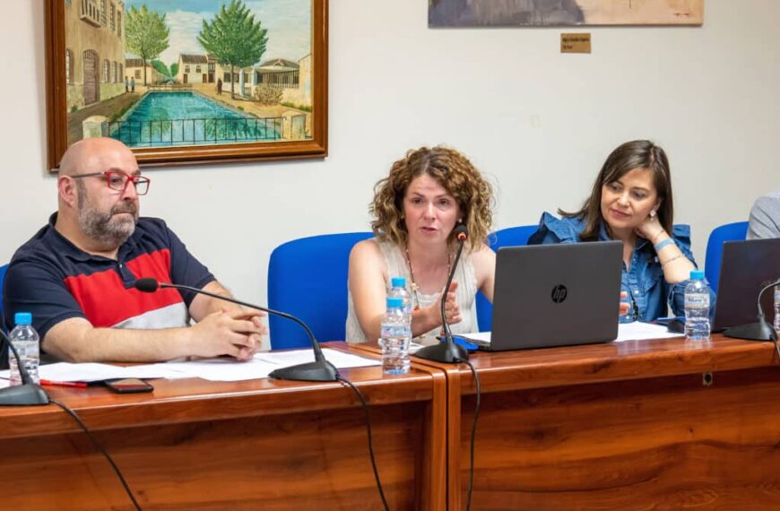 Pilar Mateos renuncia a su acta de concejal en el Ayuntamiento de Argamasilla de Alba
