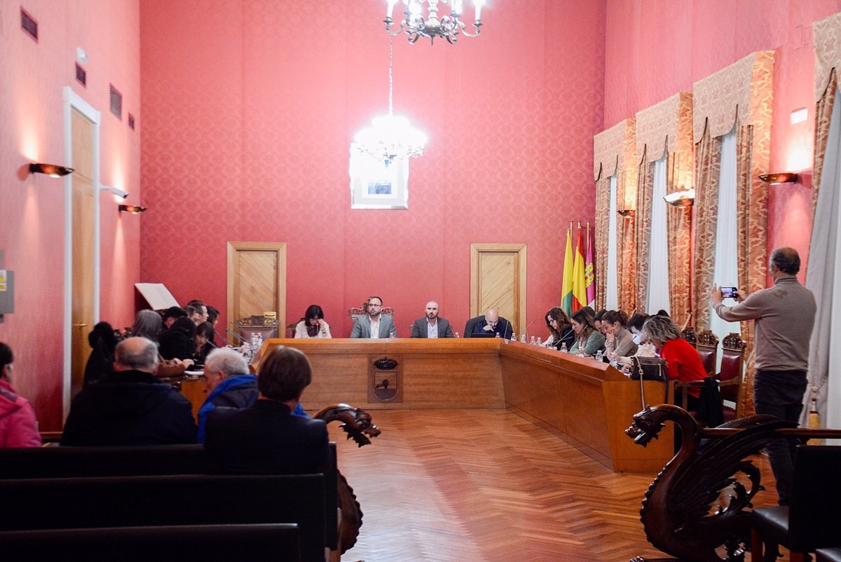 El Pleno Municipal Aprueba Por Unanimidad La Iniciativa De Integración Ferroviaria Entre Tomelloso Y Argamasilla