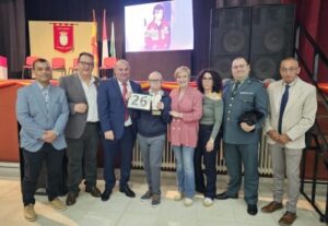 Sonia González Honra la Memoria en el 26º Aniversario de Llanos del Caudillo