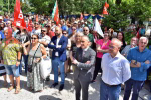 El Alcalde Busca Promover Conversaciones Conciliadoras con Fertiberia para Mitigar el Impacto Laboral