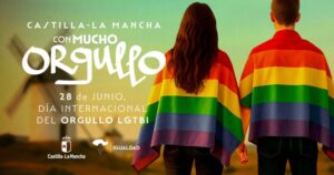 El Gobierno regional conmemora el Orgullo en Ciudad Real con un coloquio sobre memoria histórica LGTBI y un pasacalles artístico