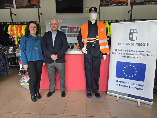 Entrega de 523 lotes de uniformes a voluntarios de Protección Civil de Castilla-La Mancha