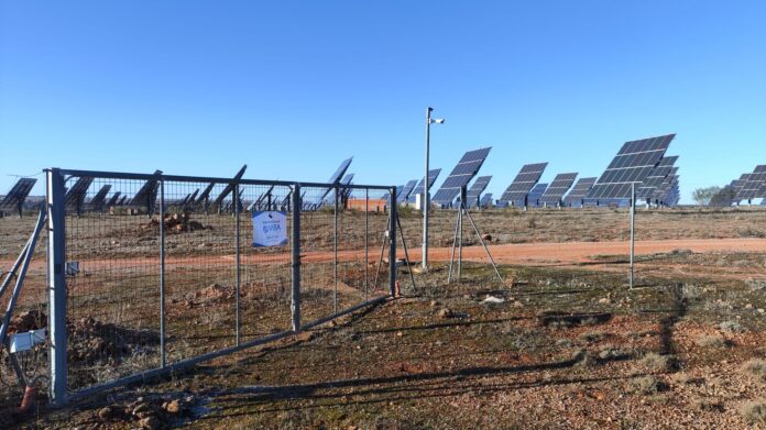 El Cobre de las Plantas Solares en España: Objetivo de las Bandas Organizadas 1 El Cobre de las Plantas Solares en España: Objetivo de las Bandas Organizadas