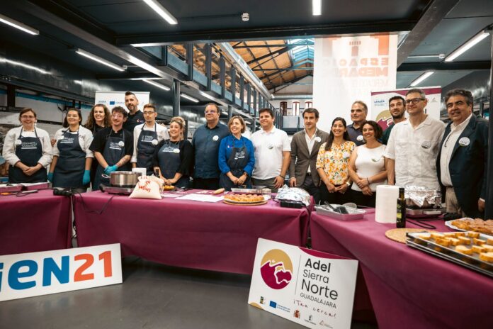 Catorce Productores Agroalimentarios de la Sierra Norte se Reúnen en el Mercado de Abastos de Guadalajara en una Jornada Especial